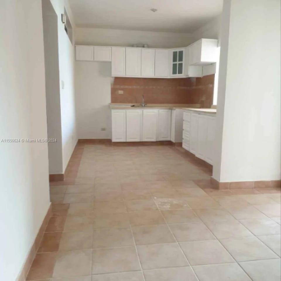 Great Condo Townhouse